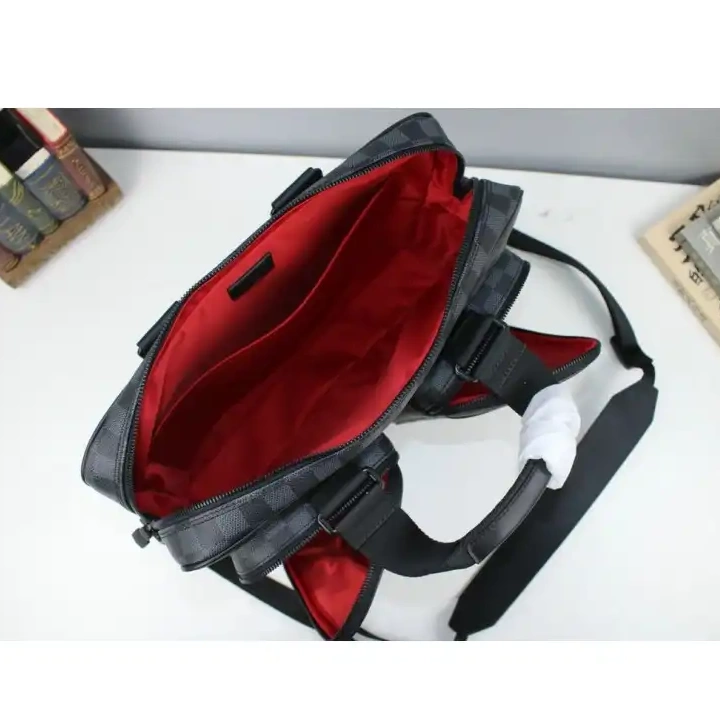 Brother Sam Yupoo 205B570003 LV Bags 0506